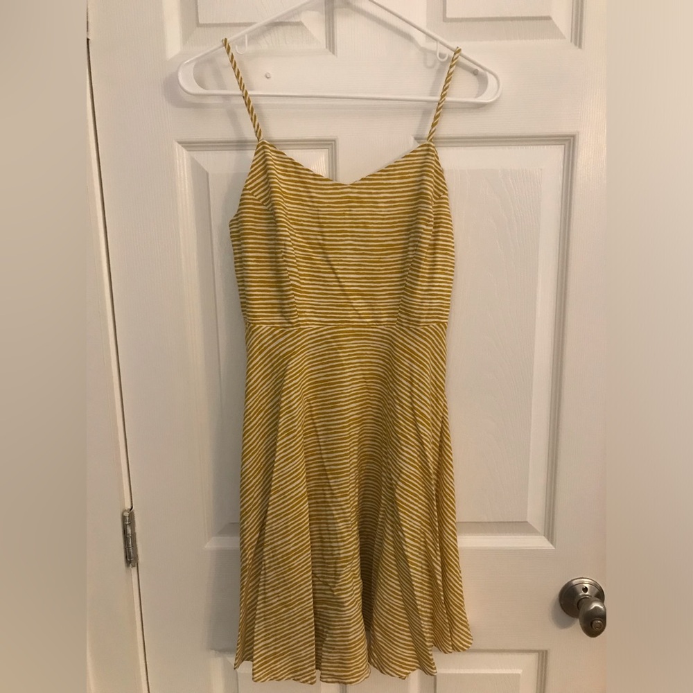 Old Navy A Line Dress, Yellow and White Stripes, Lightweight XS